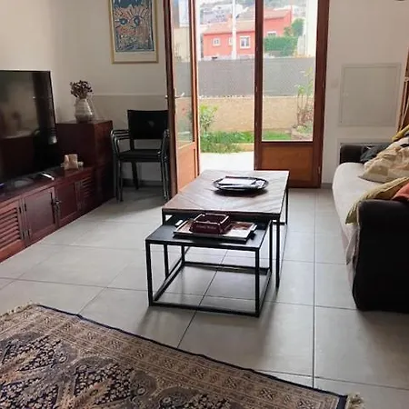 T3 - Coeur De Port-vendres Rdc Cour Appartement
